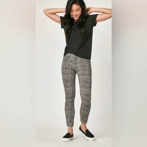 NWT✨ Mavi Tess High Rise Ankle Skinny Jeans W26 L27